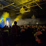 Un après-midi féérique pour 180 personnes en situation de handicap au Cabaret Le Puits Enchanté – Jeudi 4 décembre